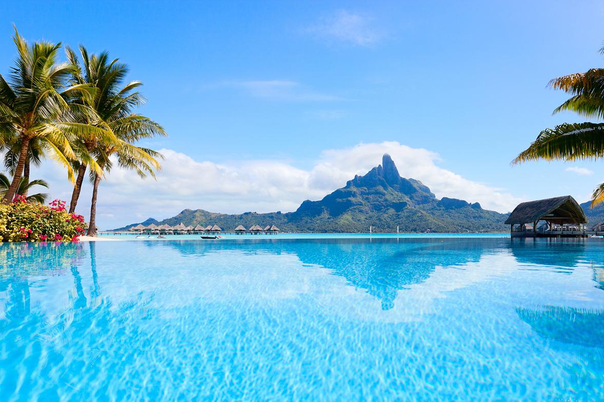 Crystal clear lagoon in Bora Bora